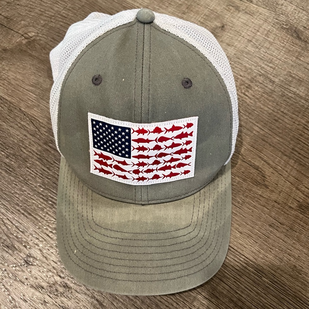 Columbia hat
